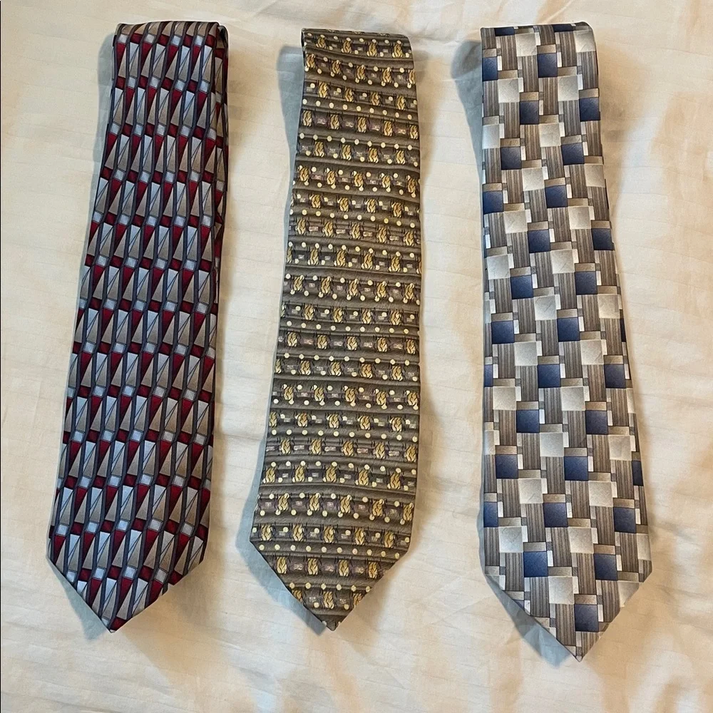 Red and Gray Geometric Men's Silk‎ Ties